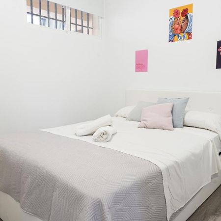 Hogar En Calle Lavapies مدريد المظهر الخارجي الصورة